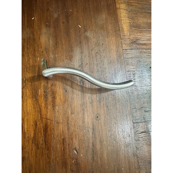 Stanley  SATIN NICKEL Plated HANDLES/PULLS BB8153 Lot Of 17 - Picture 1 of 4